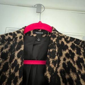 Women’s cheetah long wool jacket